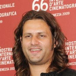 关于布斯的资料,商业奇才与时代先锋的传奇人生